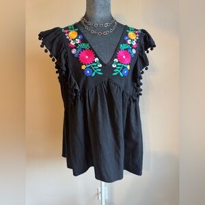 Umgee Boho Embroidered Floral Top – Size Large